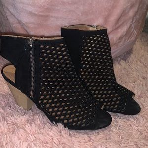 Qupid Size 9 women’s black heels